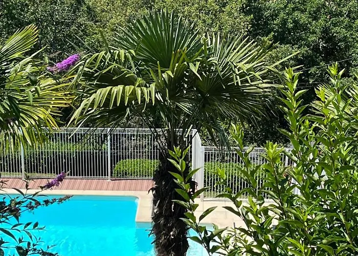 Maison Belle Vue Et Piscine