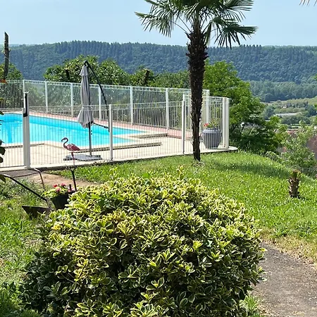 Maison Belle Vue Et Piscine Cazoules