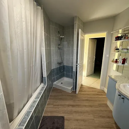 Maison Belle Vue Et Piscine