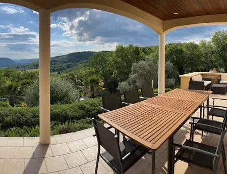 Nyaraló Maison Belle Vue Et Piscine *